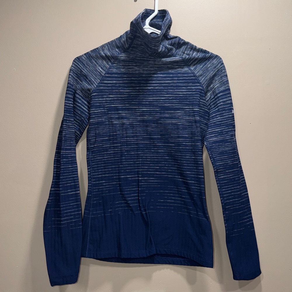 Nike Pro Hyperwarm Blue Patterned Top small
